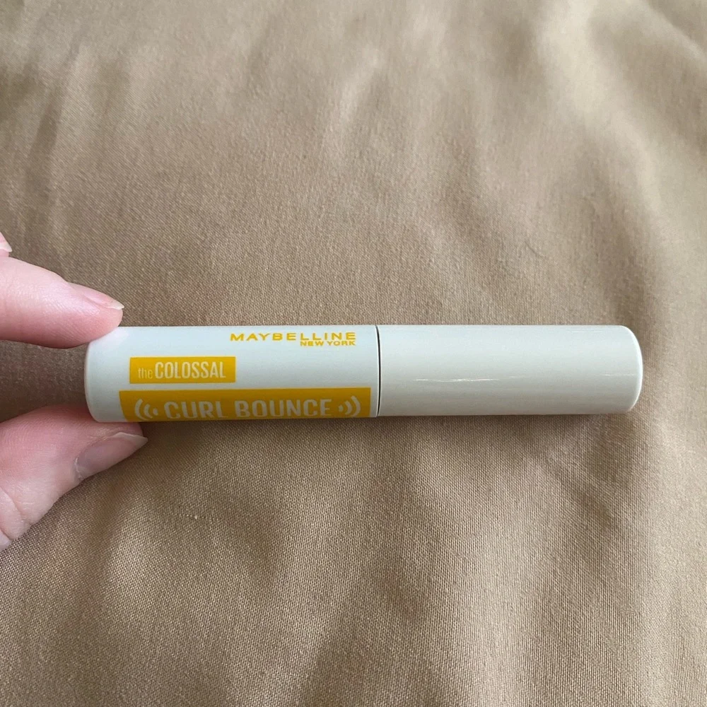 NWT maybelline new York curl bounce mascara - travel size